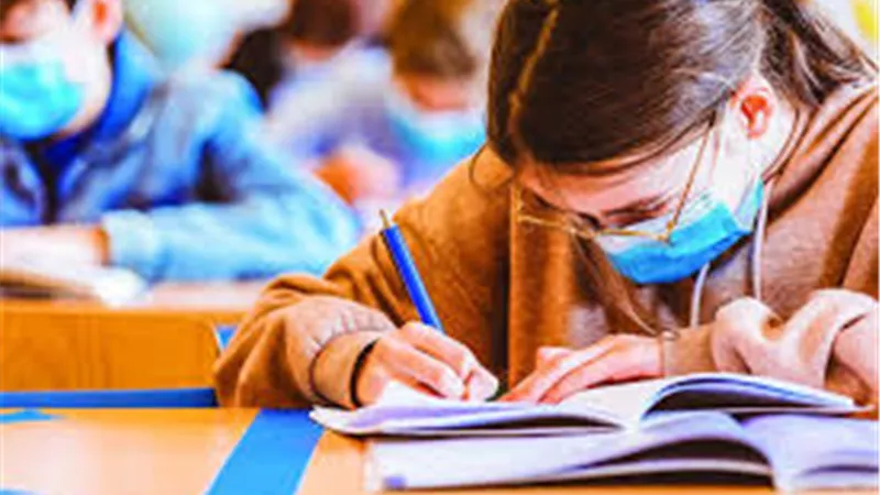 جدول امتحانات الصفين الأول والثاني الثانوي 2025 ومواعيد إجازة نصف السنة