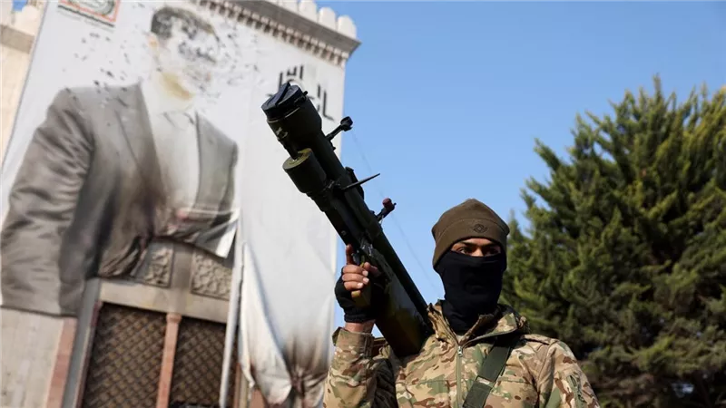 ليلة سقوط دمشق.. أين اختفى جيش وكبار أركان نظام الأسد؟