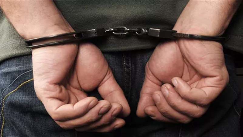 أمن القليوبية يضبط أحد المتهمين في مقتل شاب بقرية تل بني تميم