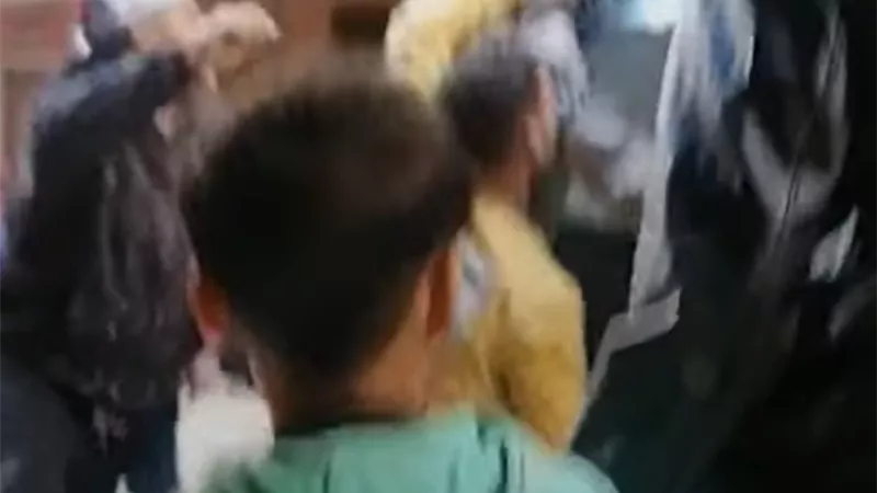 القبض على 5 متهمين بمحاولة خطف شاب تحت تهديد السلاح في المرج