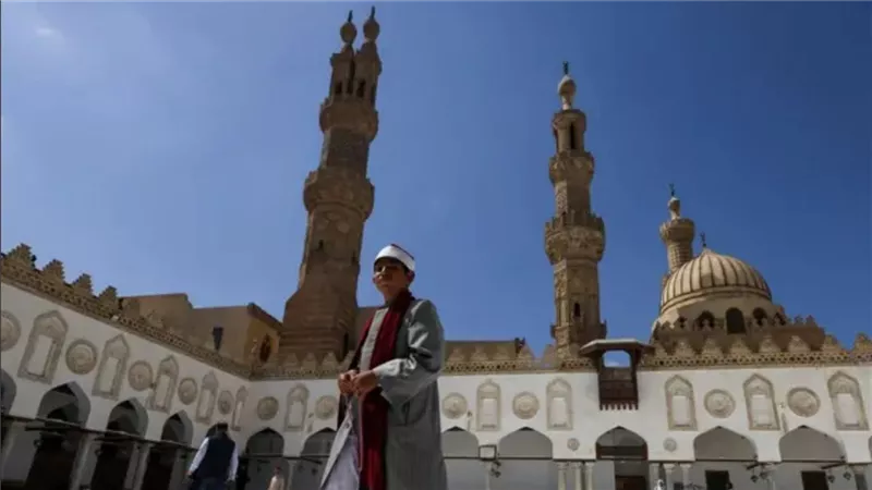 شروط وضوابط الالتحاق بلجان الفتوى في الأزهر الشريف وفقا للقانون