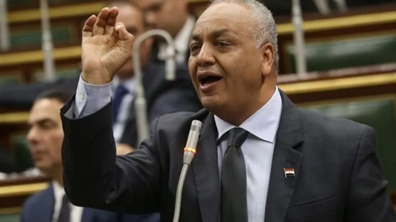 مصطفى بكري يتقدم بطلب إحاطة عاجل لتغيير اسم «عيادة الكلاب بالتبين» 