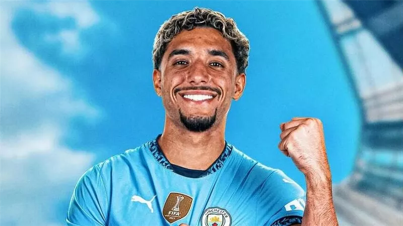 حريق بملعب مانشستر سيتي يتسبب في إلغاء حفل تقديم عمر مرموش