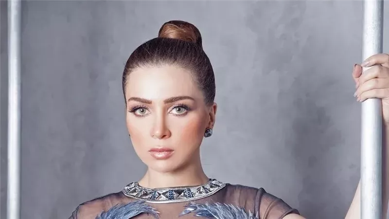 دعواتكم لها.. مي عز الدين تخضع لعملية جراحية وتدخل العناية المركزة