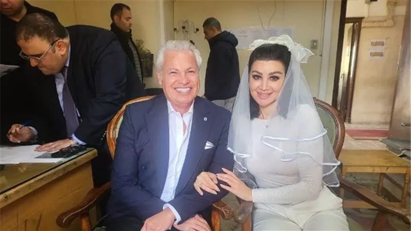 صُنع لها خصيصا.. أروى جودة تستعرض قلادة زفافها المرصعة بالألماس