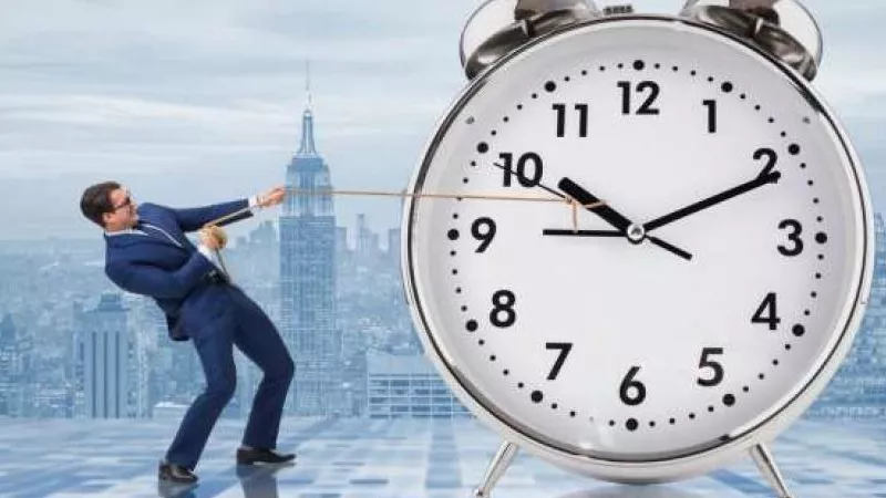 الساعة هتتغير إمتى؟.. موعد تطبيق التوقيت الصيفي 2025