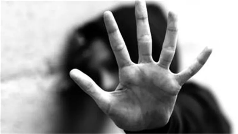 تحرش بـ تلميذة.. إحالة كبير معلمين بمدرسة لغات للمحاكمة العاجلة 