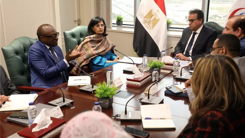 وزير الصحة: مصر ملتزمة بتوفير اللقاحات لجميع الفئات المستحقة