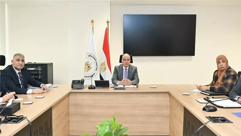 وزير الري يتابع إزالة التعديات على النيل ويشدد على تسريع الرفع المساحي