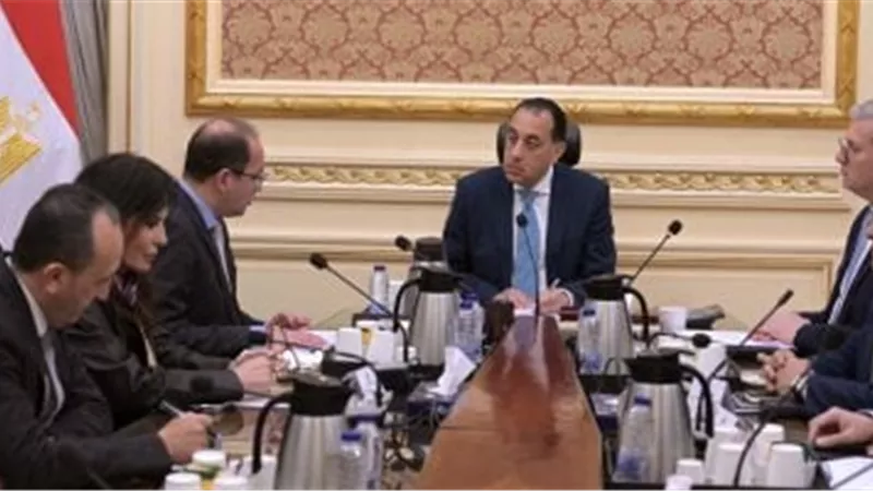 مدبولي يتابع ترتيبات مؤتمر ومعرض مصر الدولي للطاقة EGYPES 2025
