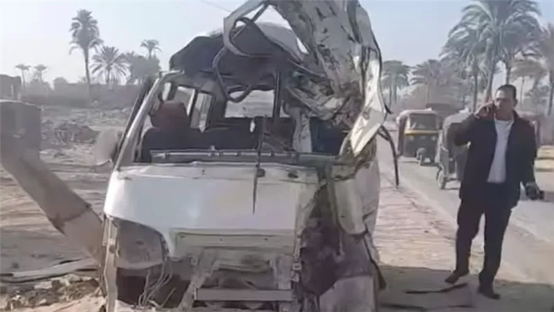 مفاجأة فى تحقيقات النيابة عن حادث الدقهلية .. السيارة النقل منتهية التراخيص