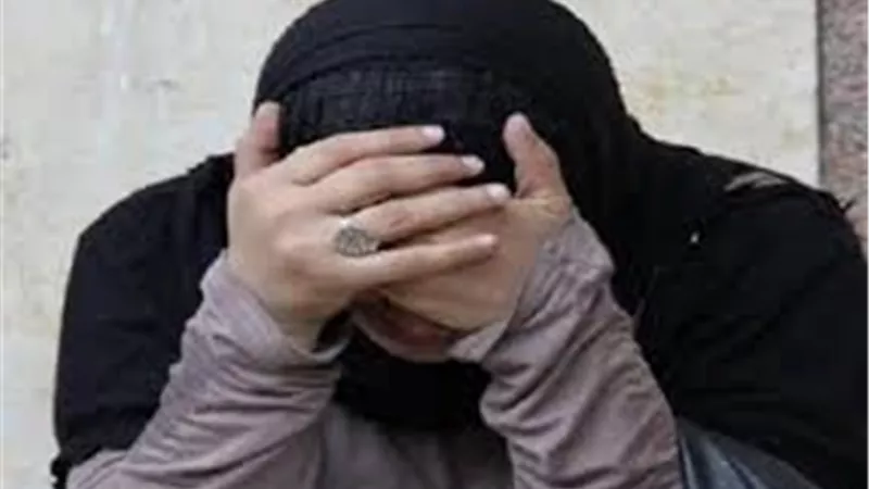 سيدة تحاول اقتحام مدرسة والتعدى على معلمة بمنطقة البساتين