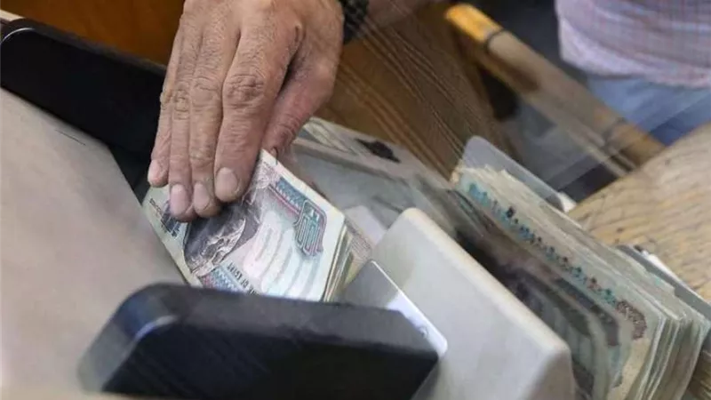 كم تبلغ زيادة المرتبات للموظفين بعد إعلان رئيس الوزراء؟