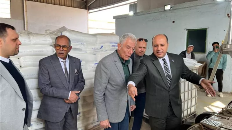 مستشار رئيس الوزراء يتفقد المشروعات القومية وتحسين الخدمات للمواطنين بالشرقية 