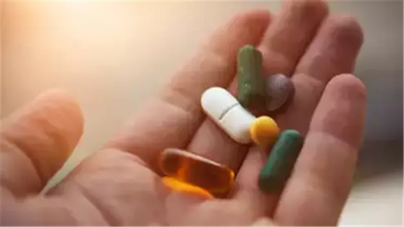 لتحقيق أقصى فائدة.. الطريقة الصحيحة لتناول المكملات الغذائية