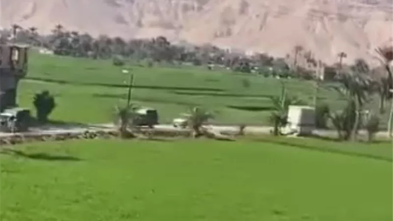 بعد 17 دقيقة تحت خط النار.. مصرع «حمادة فرنسا» في مداهمة أمنية بميت غمر وضبط أسلحة ومخدرات