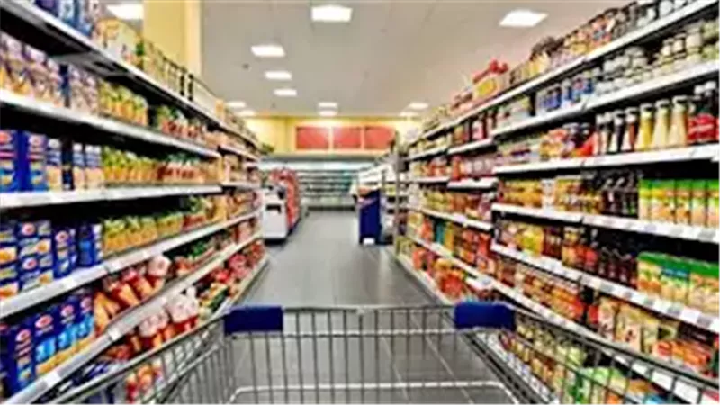 كم سترتفع أسعار السلع بعد زيادة السولار والبنزين؟.. رئيس جمعية نقل البضائع يُجيب