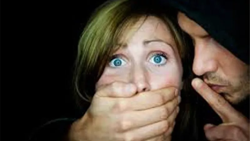 الأمن يكشف ملابسات فيديو سيدة زعمت تعرضها للاختطاف وتخديرها فى الموسكى