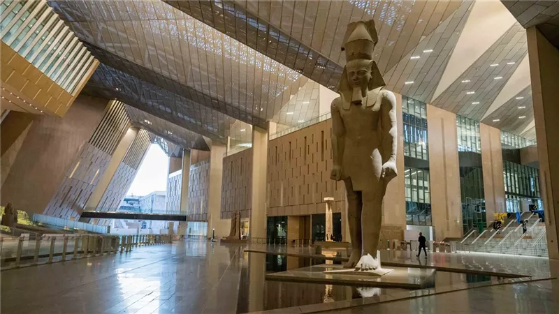 رسميًّا.. الإعلان عن موعد افتتاح المتحف المصري الكبير