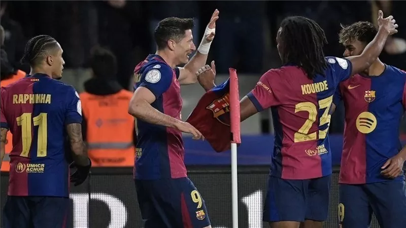 موعد مباراة برشلونة وجيرونا في الدوري الإسباني والقنوات الناقلة