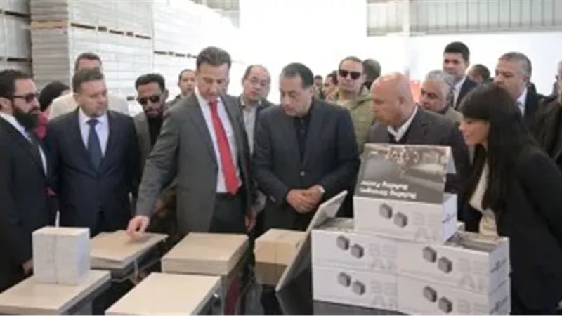 رئيس الوزراء يفتتح توسعات مصنع 