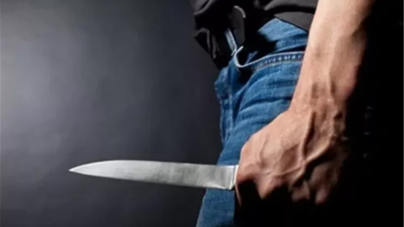 عامل يطعن شقيقه بسكين بسبب خلاف على الميراث في سوهاج