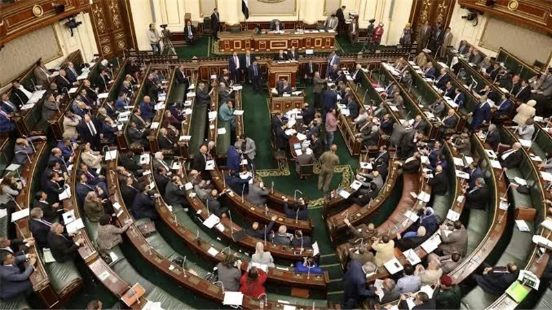 قانون العمل الجديد.. مجلس النواب يوافق على حظر تشغيل العامل سخرة