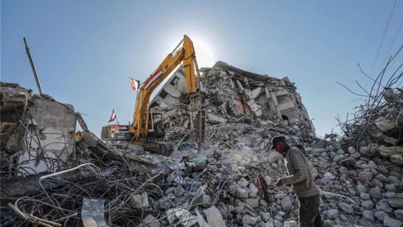 المقاولين العرب: لجنة للتواصل مع البنوك ومؤسسات التمويل دعماً لإعادة الإعمار
