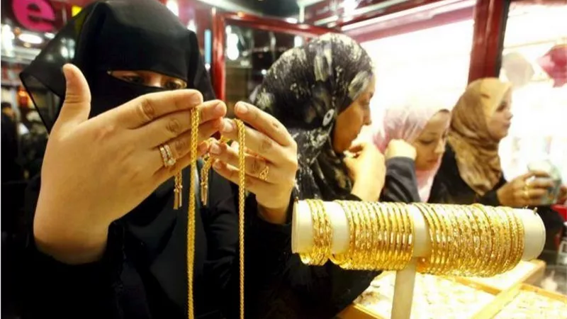 بعد تراجعه عالميًّا.. كيف تتحرك أسعار الذهب محليًّا؟