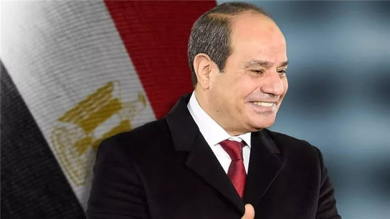 رمز العطاء والصبر.. السيسي يؤكد التزام الدولة بدعم المرأة المصرية