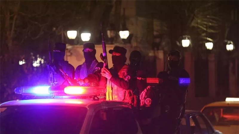 الداخلية السورية تعلن القبض على أحد قادة الدفاع الوطني بنظام الأسد