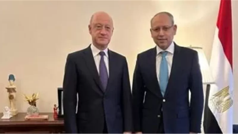شراكة جديدة مع روسيا.. تفاصيل لقاء سفير مصر بموسكو ومسؤول بالدوما