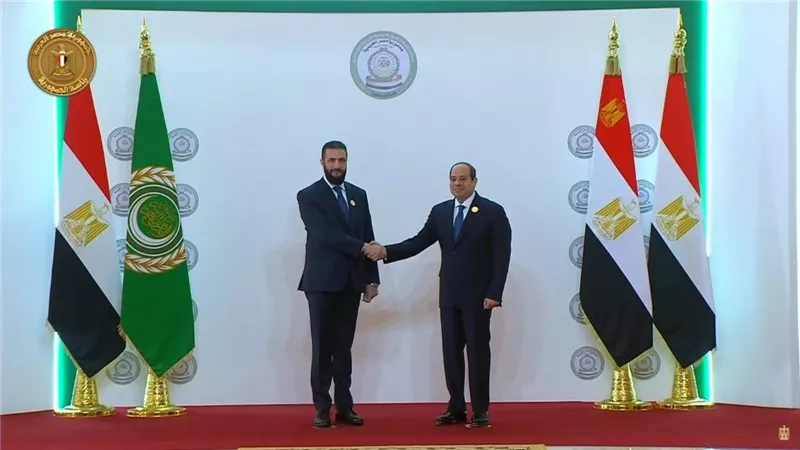القمة العربية اللقاء الأول الذي يجمع الرئيس السيسي وأحمد الشرع 