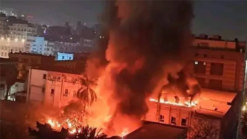 محافظ القاهرة يتابع حريق المعامل المركزية.. و17 سيارة إطفاء للسيطرة