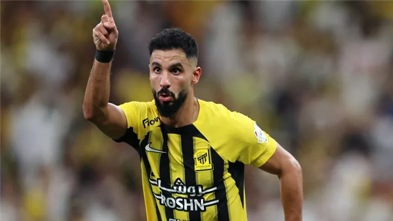 الاتحاد يعزز صدارته بفوز صعب على الرياض رغم الإصابات