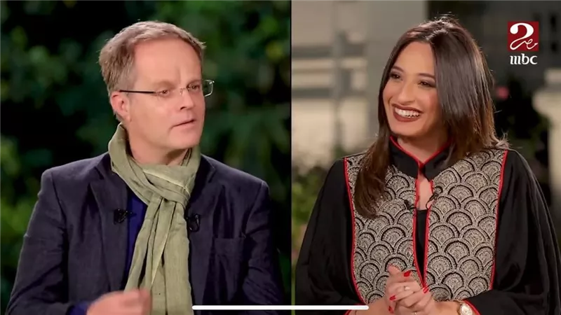 السفير البريطاني: رمضان في مصر مختلف.. وأتمنى الإفطار مع صلاح ومرموش