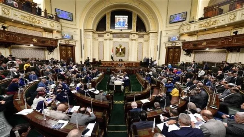 بعد أزمة القمة.. تحرك برلماني لمواجهة عشوائية إدارة الدوري المصري