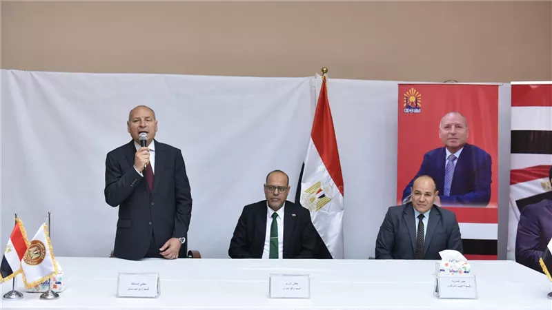 بأمر الرئيس.. تسليم عقود عمل جديدة للأشخاص ذوي الإعاقة بالقاهرة