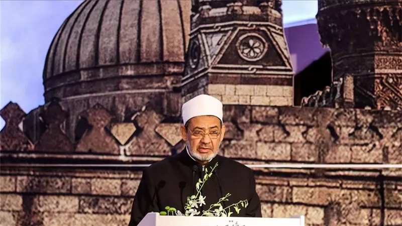 انطلاق قافلة مشتركة بين الأزهر والأوقاف ودار الإفتاء إلى مساجد شمال سيناء