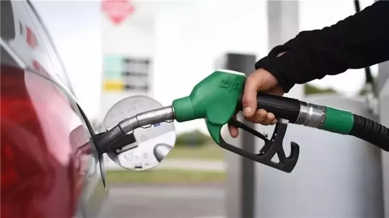  أسعار البنزين والسولار الجديدة بعد الارتفاع الأخير.. التطبيق صباحا رسميا