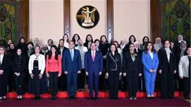 إنتاج ضخم تخطى 30 مليار جنيه.. رسائل الرئيس السيسي عن الدراما والإعلام