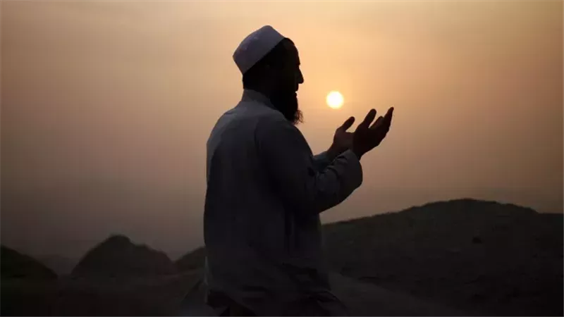 دعاء العشر الأواخر من رمضان.. رددها لعلها تصادف ليلة القدر