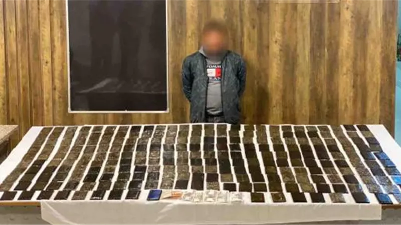 الداخلية تضبط عنصر إجرامي بحوزته 25 كيلو حشيش بالإسماعيلية