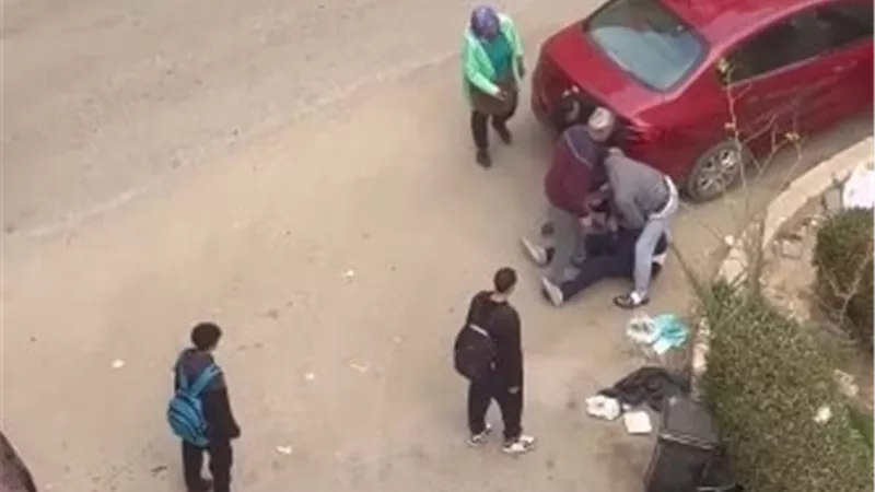 «نزلت تشتمه قدام الأطفال».. شاهدة تروي تفاصيل مشاجرة مدينة الفردوس
