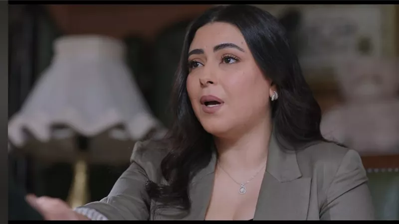 محمد هنيدي يطلب الزواج من نهى عابدين.. الحلقة 29 لـ«شهادة معاملة أطفال»