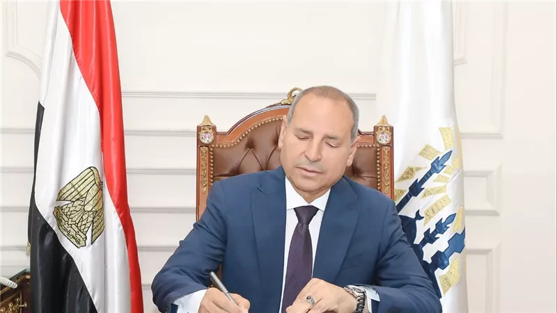 تعليق الإجازات و300 سيارة إسعاف.. كيف استعدت مستشفيات القاهرة لاستقبال عيد الفطر؟
