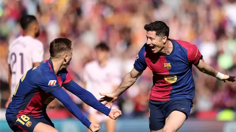 برشلونة يواصل تألقه ويضرب جيرونا برباعية في الدوري الإسباني