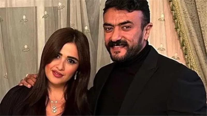 الصراع بين ياسمين عبد العزيز وأحمد العوضي.. 