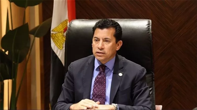 وزير الرياضة يبحث تفعيل الرقمنة المالية والإدارية بمراكز الشباب