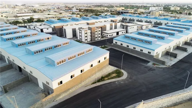 المجمعات الصناعية في مصر.. وحدات متكاملة مضيئة شاهدة على تمكين الشباب 